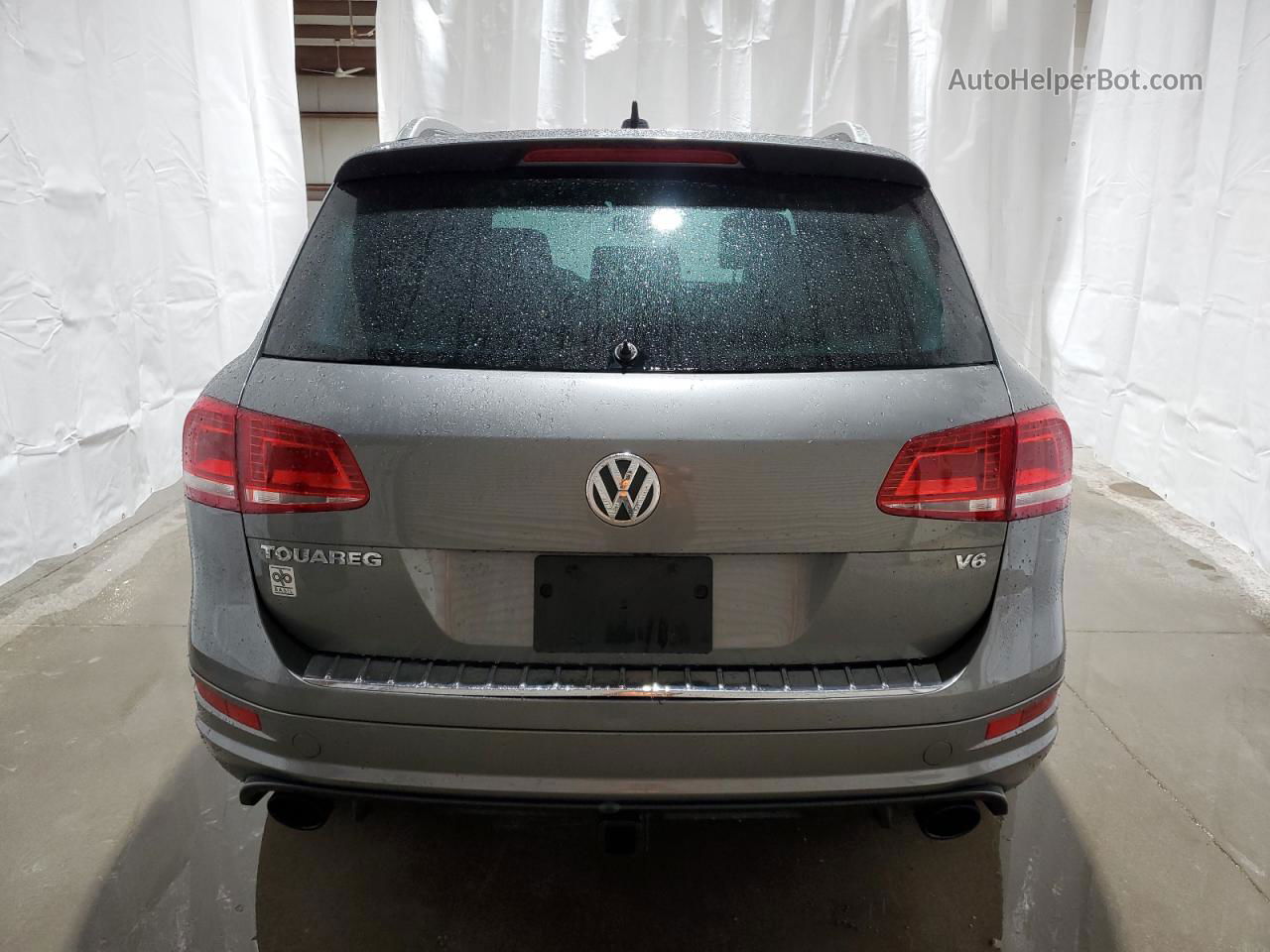 2014 Volkswagen Touareg V6 Серый vin: WVGDF9BP5ED015040