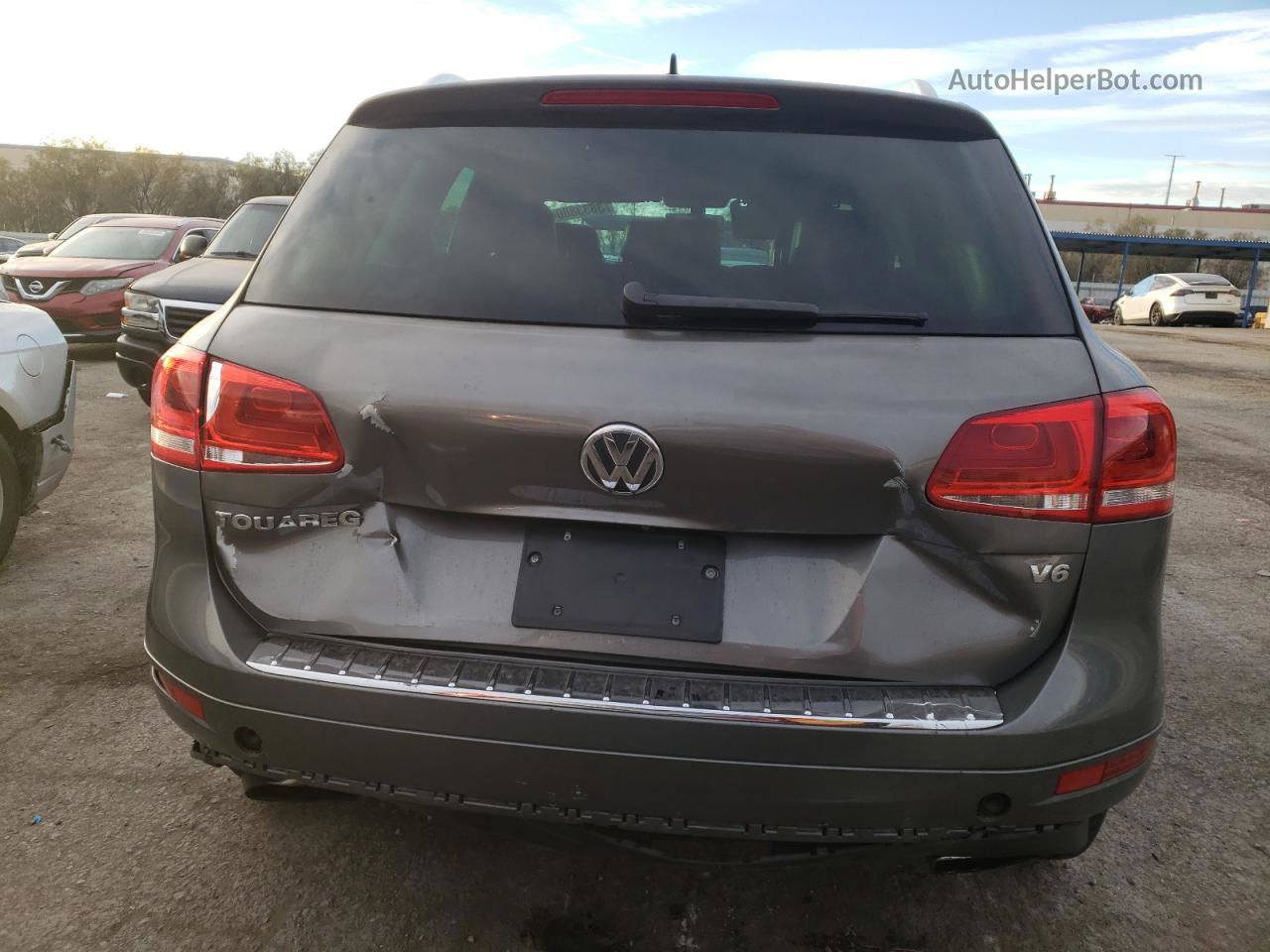 2013 Volkswagen Touareg V6 Gray vin: WVGEF9BP0DD006880