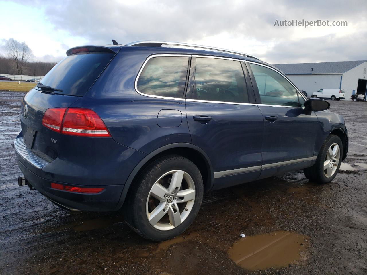 2013 Volkswagen Touareg V6 Blue vin: WVGEF9BP0DD007303