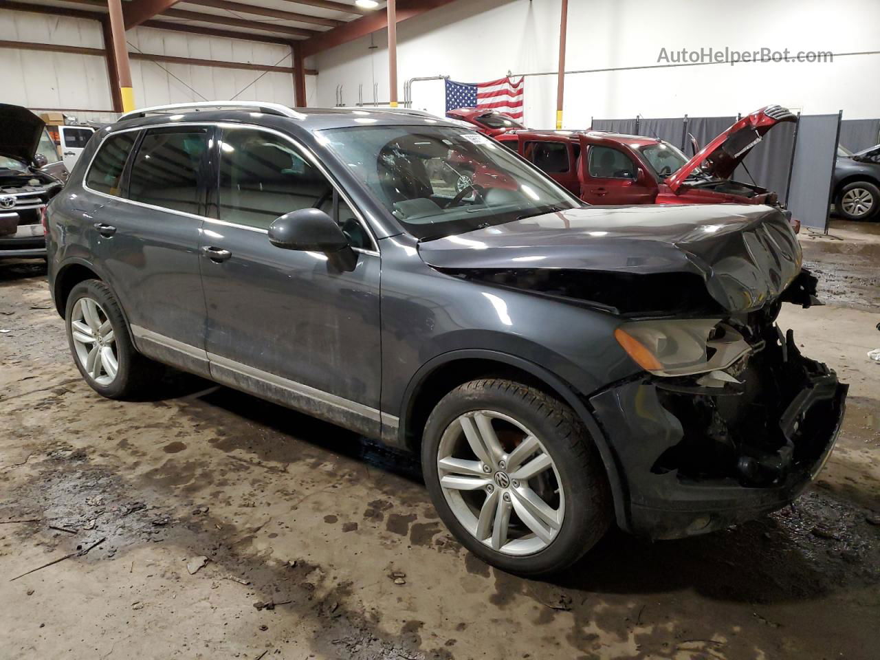 2013 Volkswagen Touareg V6 Gray vin: WVGEF9BP0DD012629