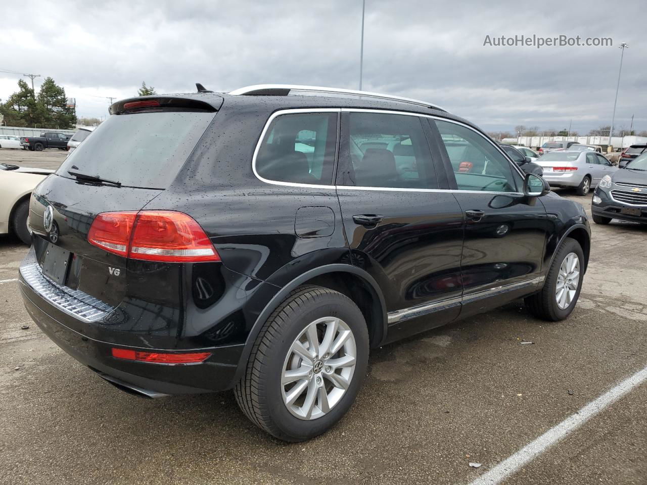 2014 Volkswagen Touareg V6 Черный vin: WVGEF9BP1ED007506