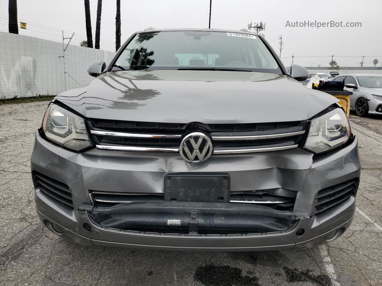 2014 Volkswagen Touareg V6 Серый vin: WVGEF9BP1ED012043