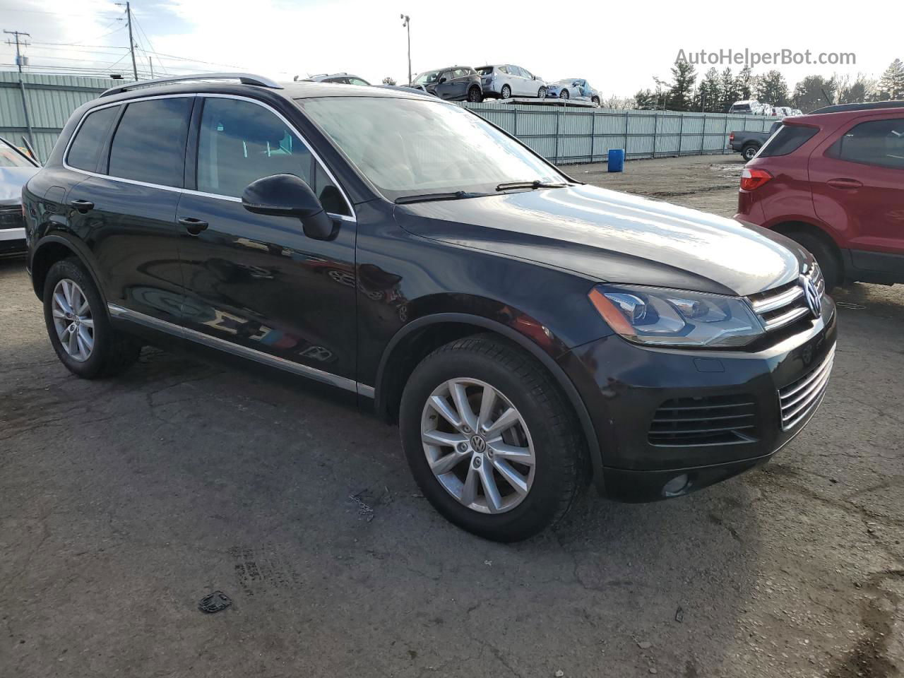 2013 Volkswagen Touareg V6 Черный vin: WVGEF9BP2DD001356