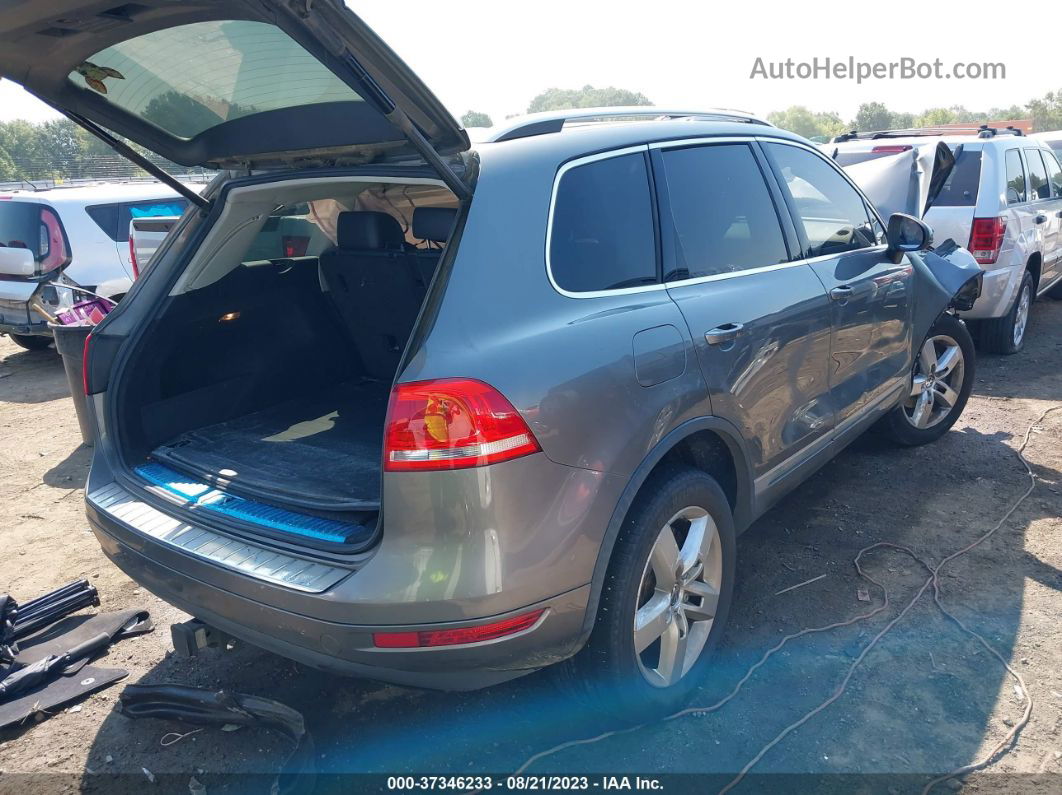 2014 Volkswagen Touareg Lux Серый vin: WVGEF9BP2ED011080