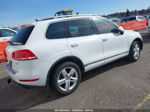 2012 Volkswagen Touareg Vr6 Lux White vin: WVGEF9BP3CD010016