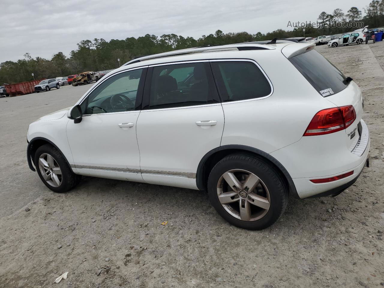 2013 Volkswagen Touareg V6 White vin: WVGEF9BP4DD001455