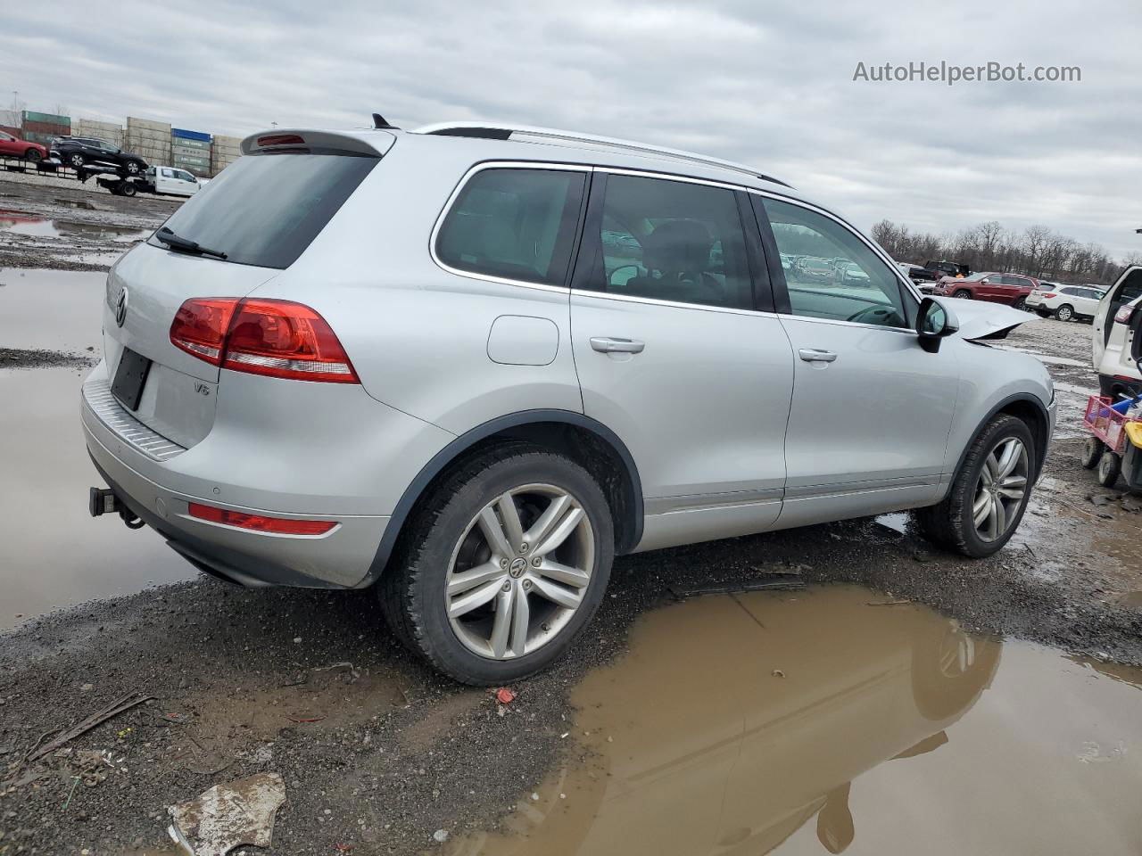 2013 Volkswagen Touareg V6 Silver vin: WVGEF9BP5DD000556