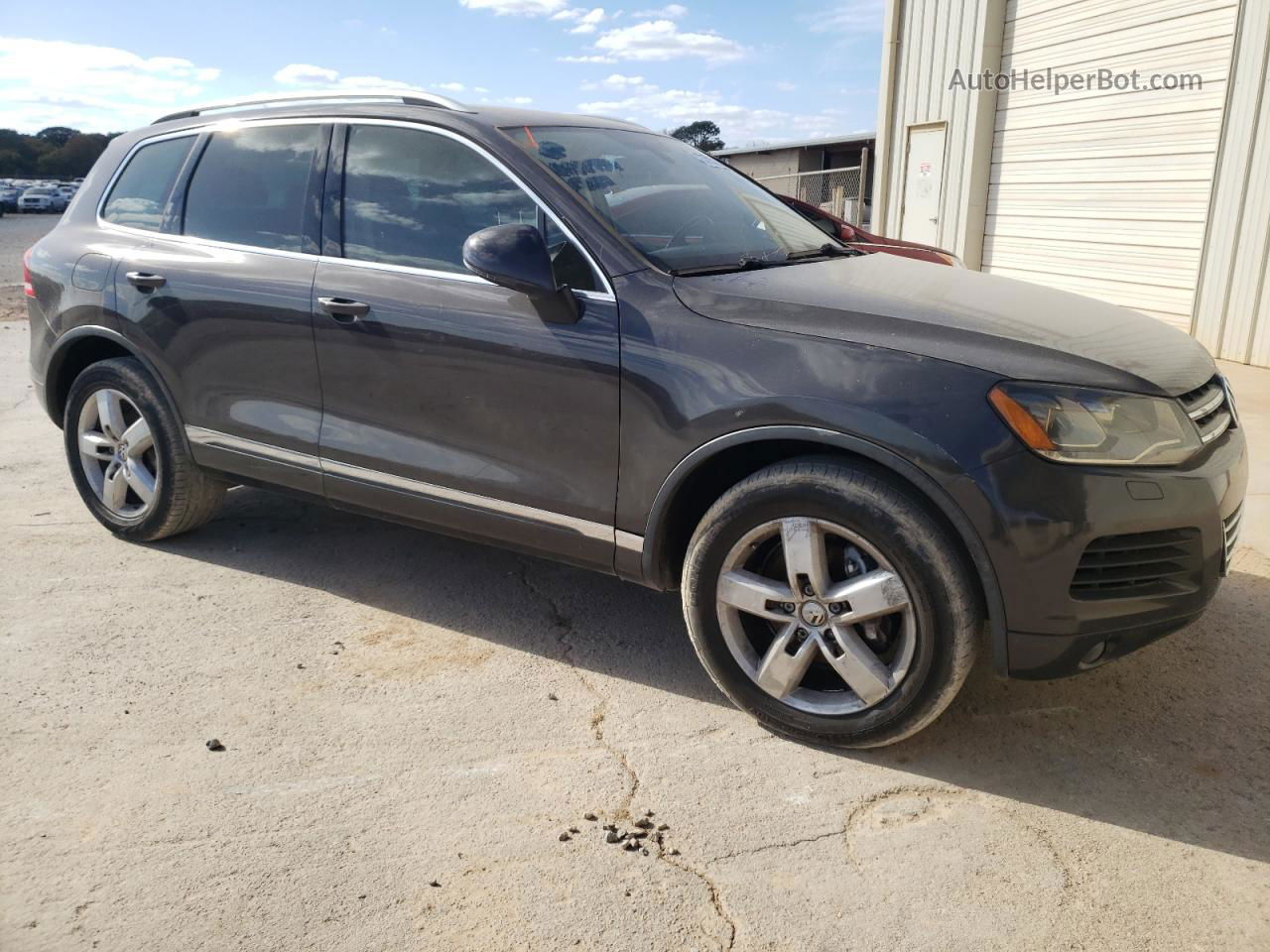 2013 Volkswagen Touareg V6 Черный vin: WVGEF9BP5DD002954