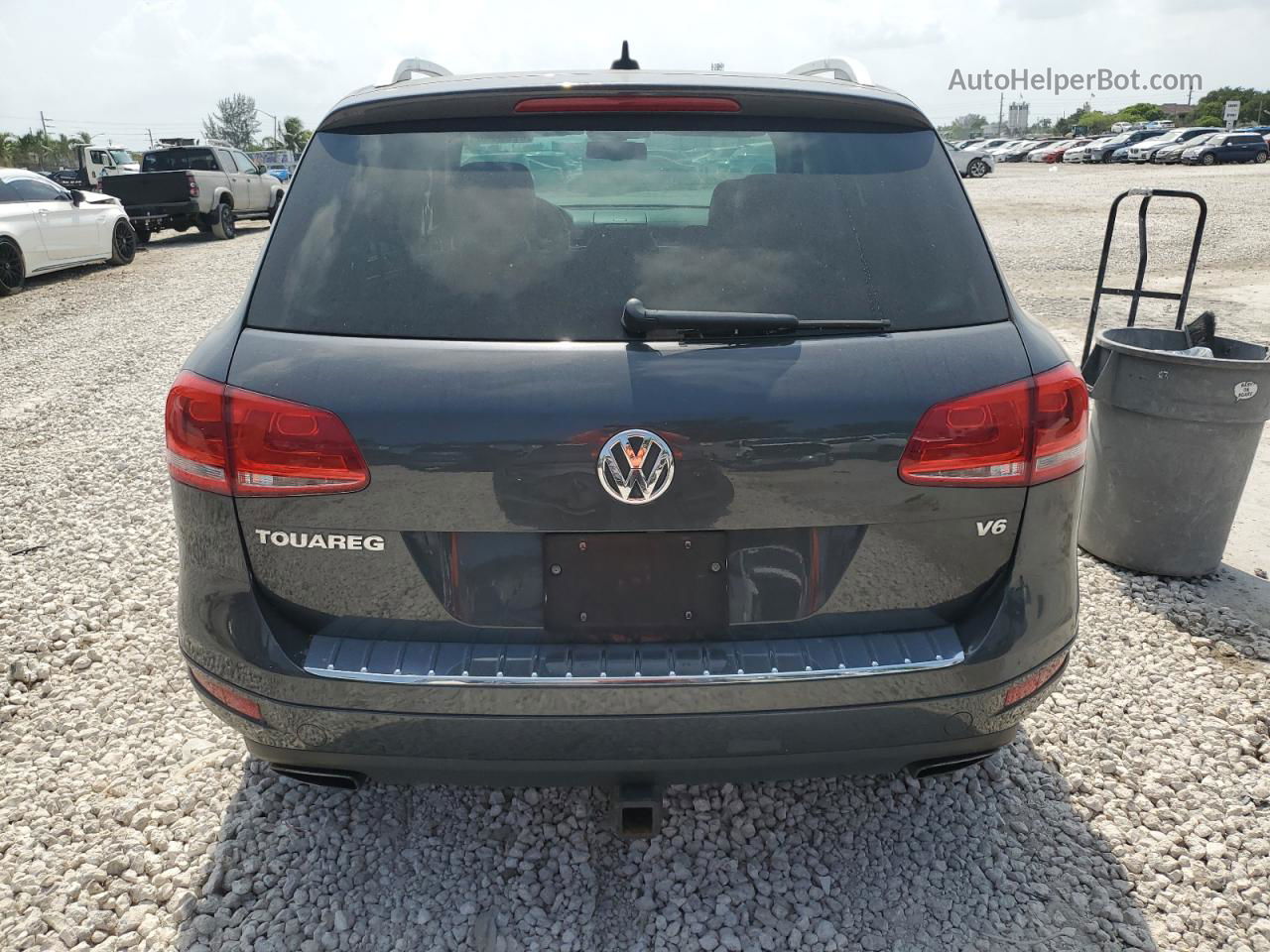 2013 Volkswagen Touareg V6 Gray vin: WVGEF9BP5DD010567