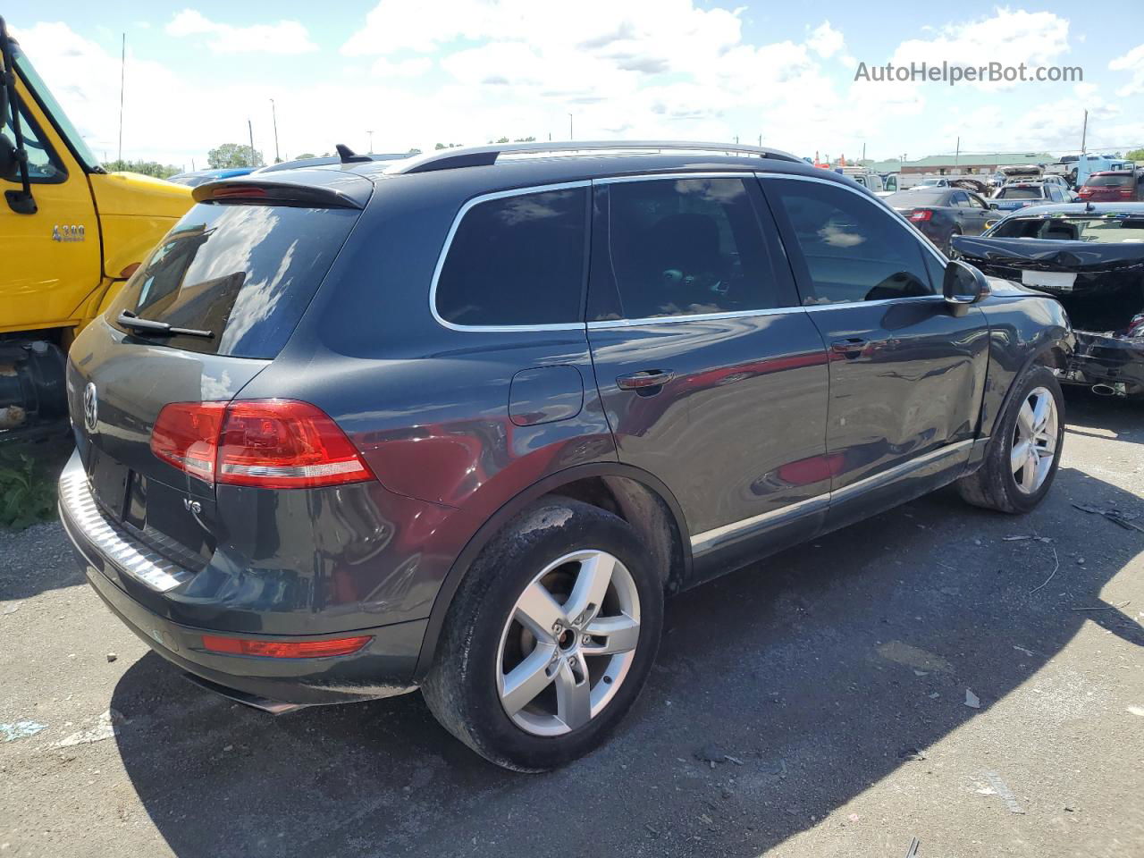 2013 Volkswagen Touareg V6 Gray vin: WVGEF9BP5DD012335