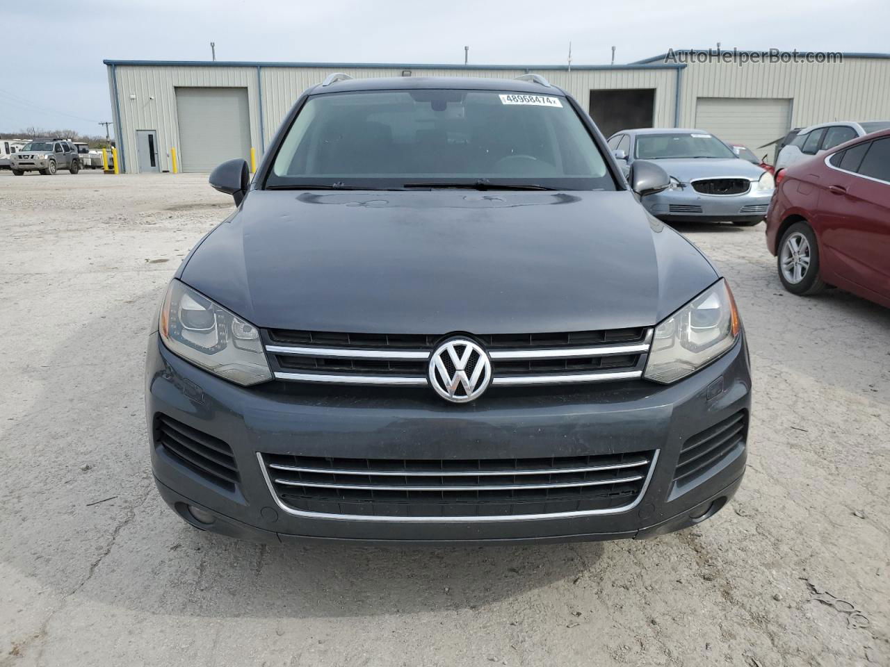 2014 Volkswagen Touareg V6 Серый vin: WVGEF9BP5ED012112