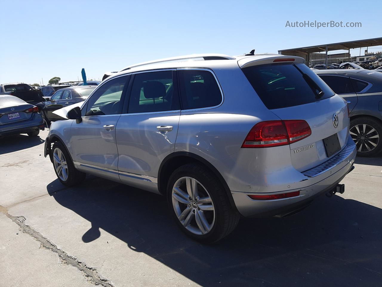 2013 Volkswagen Touareg V6 Silver vin: WVGEF9BP6DD002431