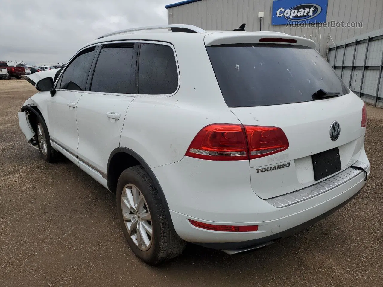 2013 Volkswagen Touareg V6 Белый vin: WVGEF9BP6DD007290