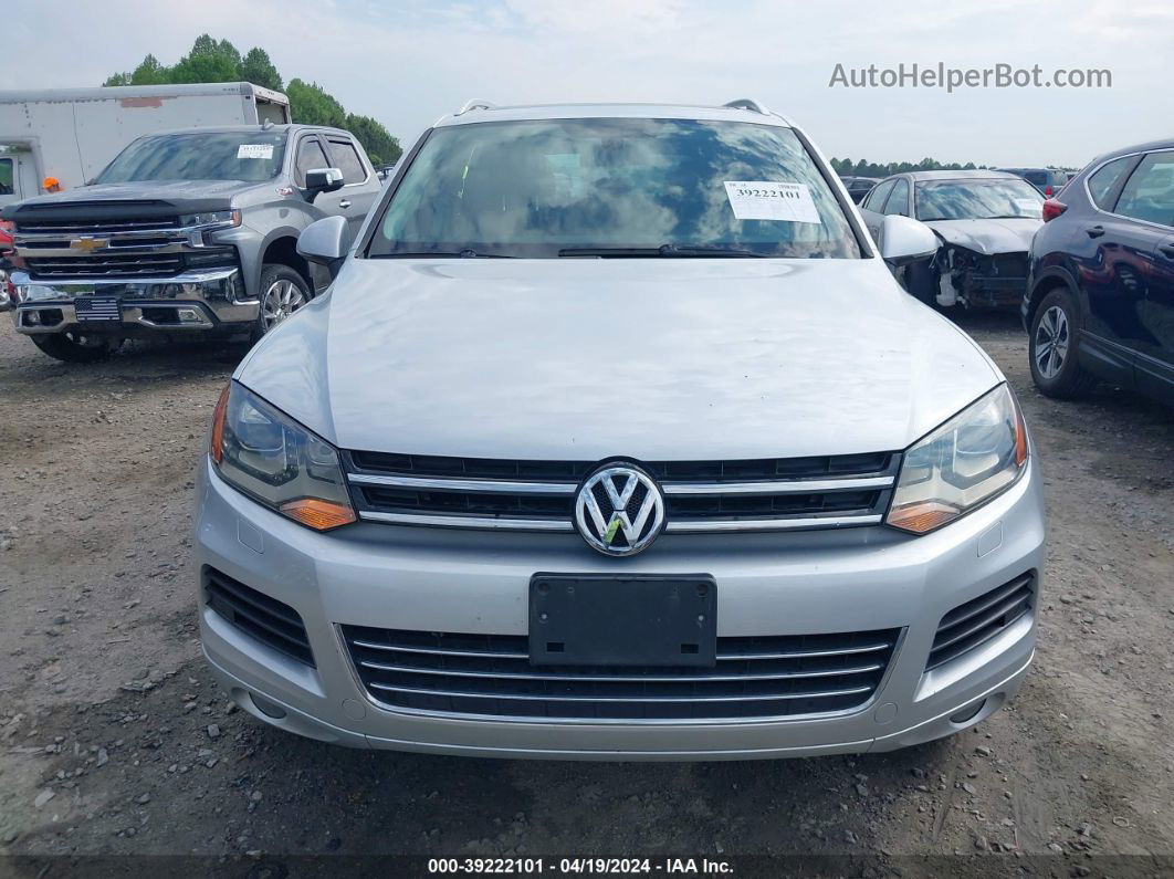 2012 Volkswagen Touareg Vr6 Executive Серебряный vin: WVGEF9BP7CD010102