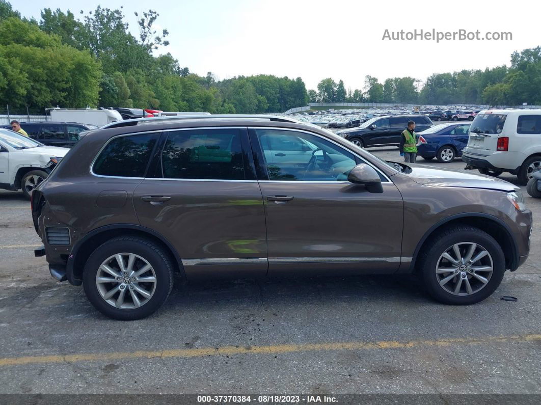 2013 Volkswagen Touareg Sport Gold vin: WVGEF9BP7DD009405