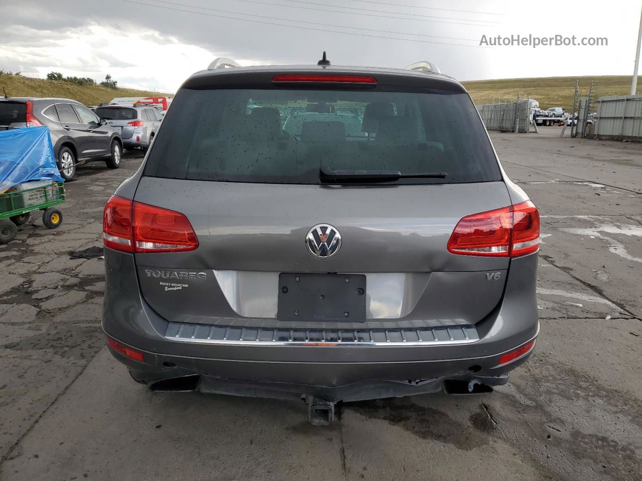 2014 Volkswagen Touareg V6 Серый vin: WVGEF9BP7ED001905