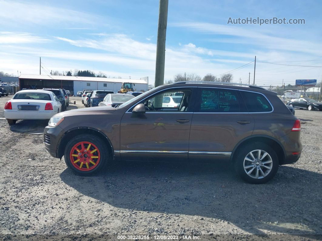 2014 Volkswagen Touareg 3.6l Executive/3.6l Lux/3.6l R-line/3.6l Sport Brown vin: WVGEF9BP7ED002567