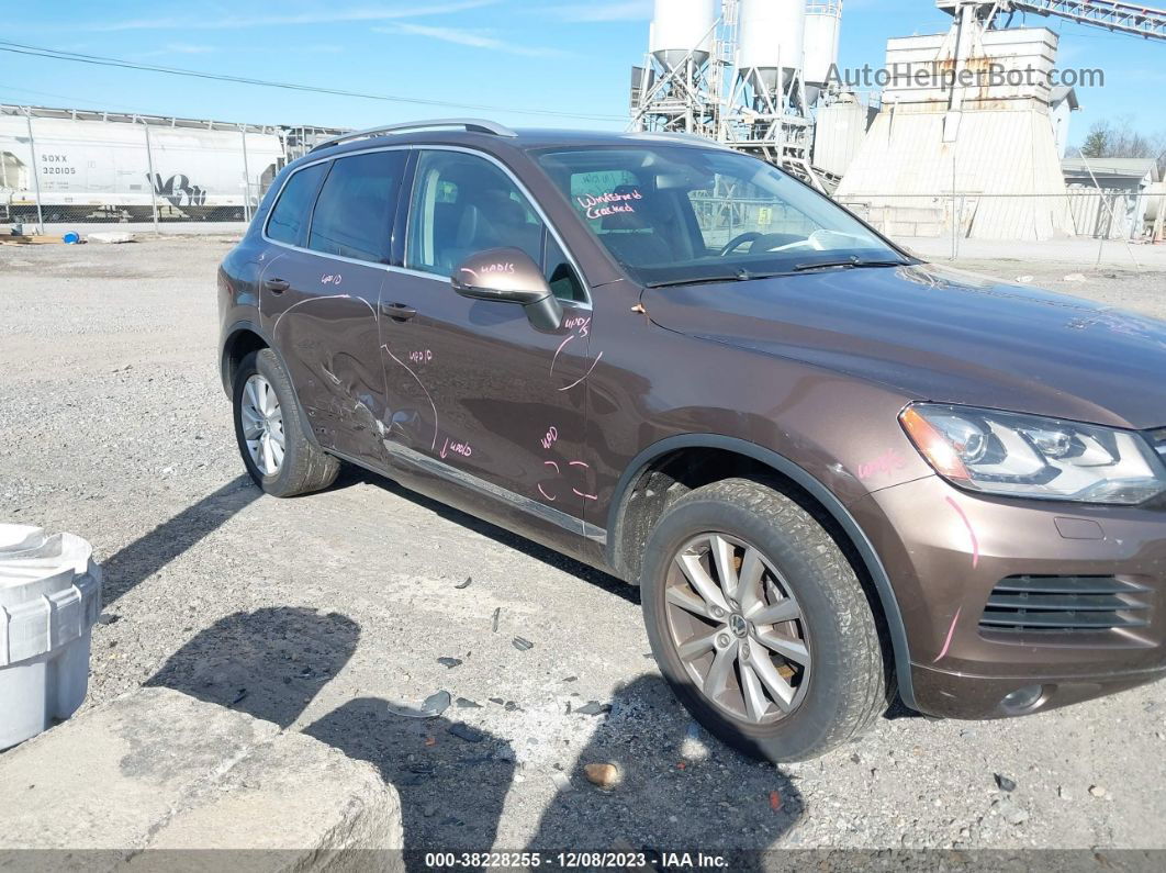 2014 Volkswagen Touareg 3.6l Executive/3.6l Lux/3.6l R-line/3.6l Sport Brown vin: WVGEF9BP7ED002567