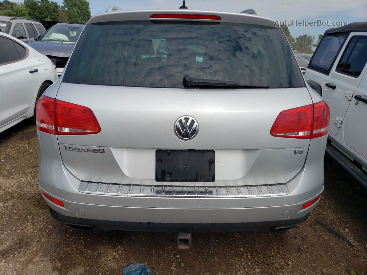 2014 Volkswagen Touareg V6 Серебряный vin: WVGEF9BP7ED006926