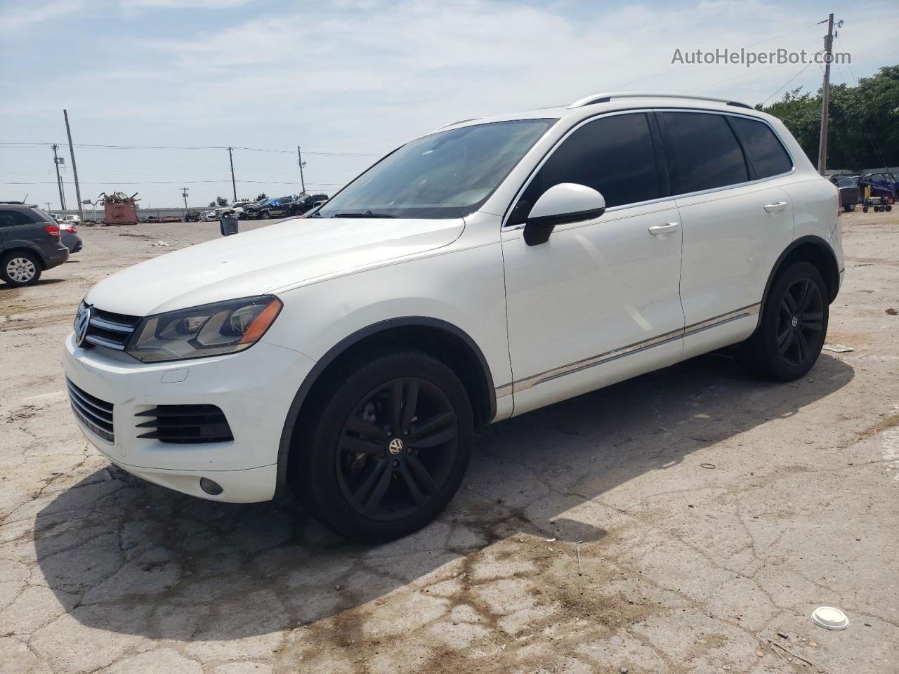 2012 Volkswagen Touareg V6 White vin: WVGEF9BP8CD008245