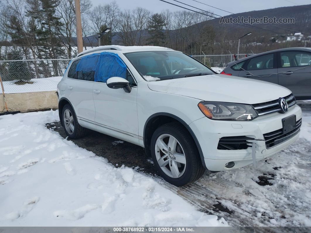 2014 Volkswagen Touareg 3.6l Lux White vin: WVGEF9BP8ED013173