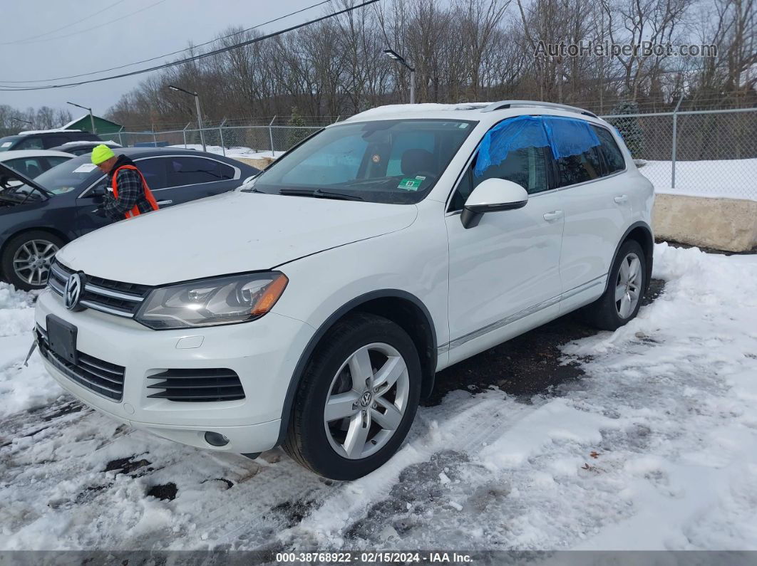 2014 Volkswagen Touareg 3.6l Lux White vin: WVGEF9BP8ED013173