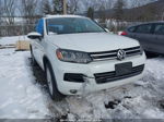 2014 Volkswagen Touareg 3.6l Lux White vin: WVGEF9BP8ED013173