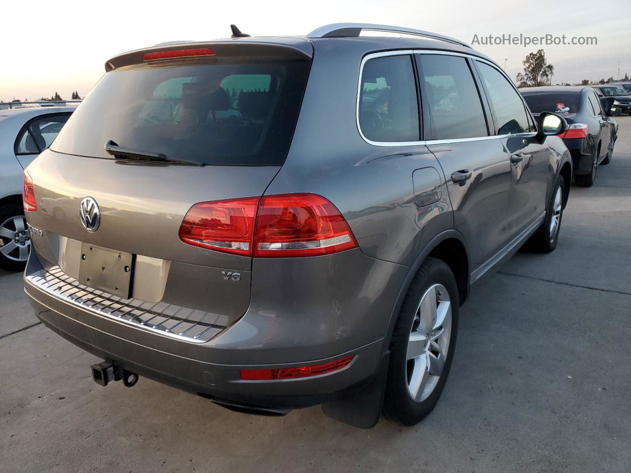 2012 Volkswagen Touareg V6 Gray vin: WVGEF9BP9CD006181