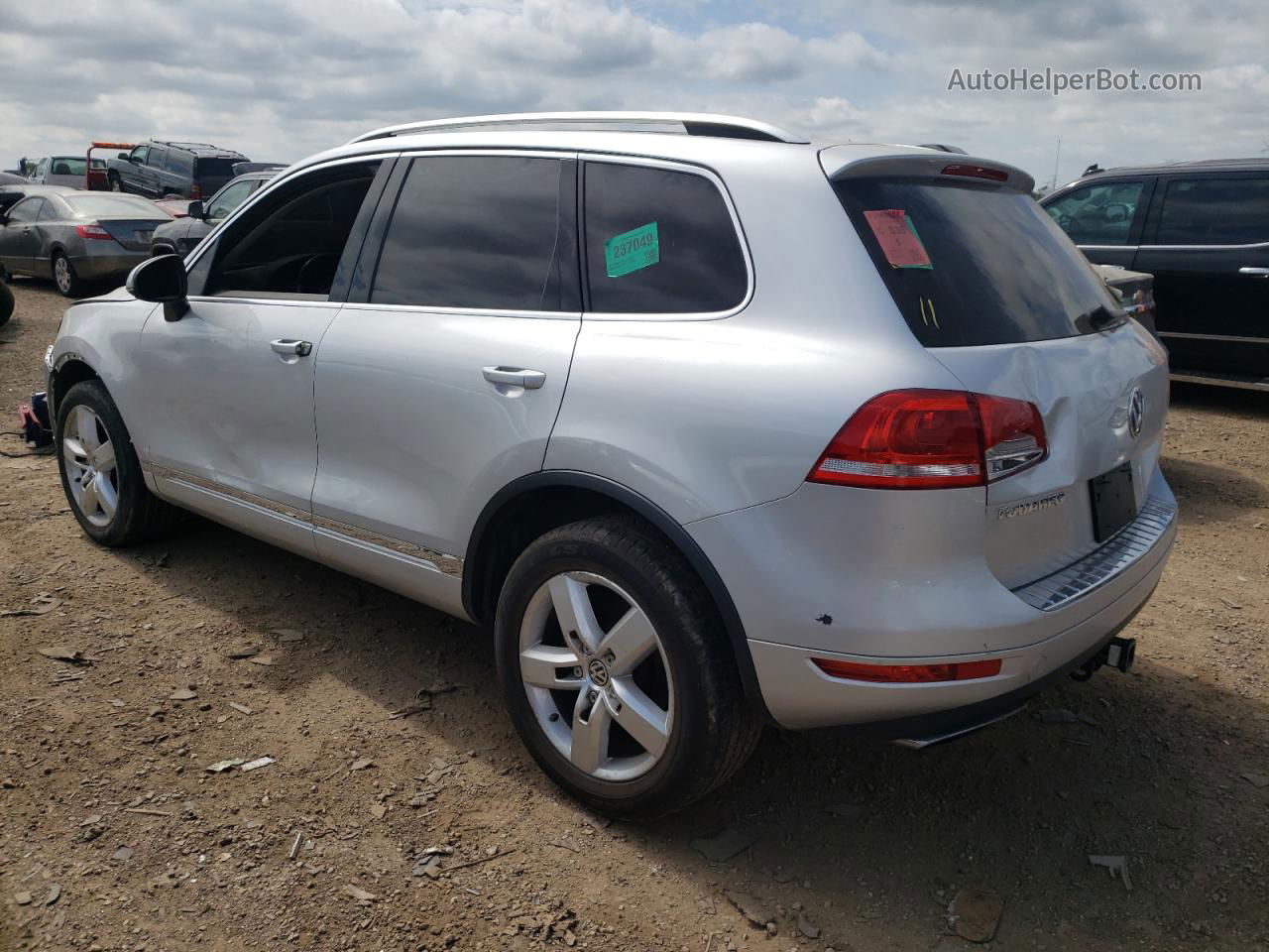 2012 Volkswagen Touareg V6 Silver vin: WVGEF9BP9CD009937