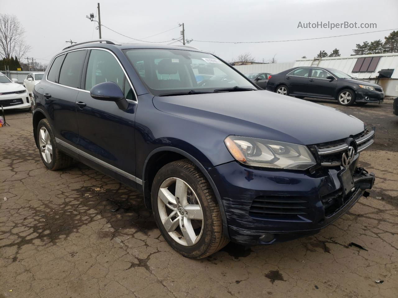 2013 Volkswagen Touareg V6 Синий vin: WVGEF9BP9DD001855