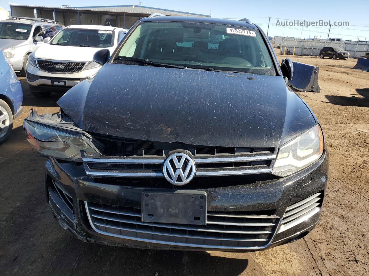 2013 Volkswagen Touareg V6 Черный vin: WVGEF9BP9DD009213