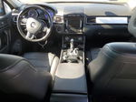 2013 Volkswagen Touareg V6 Черный vin: WVGEF9BP9DD009213