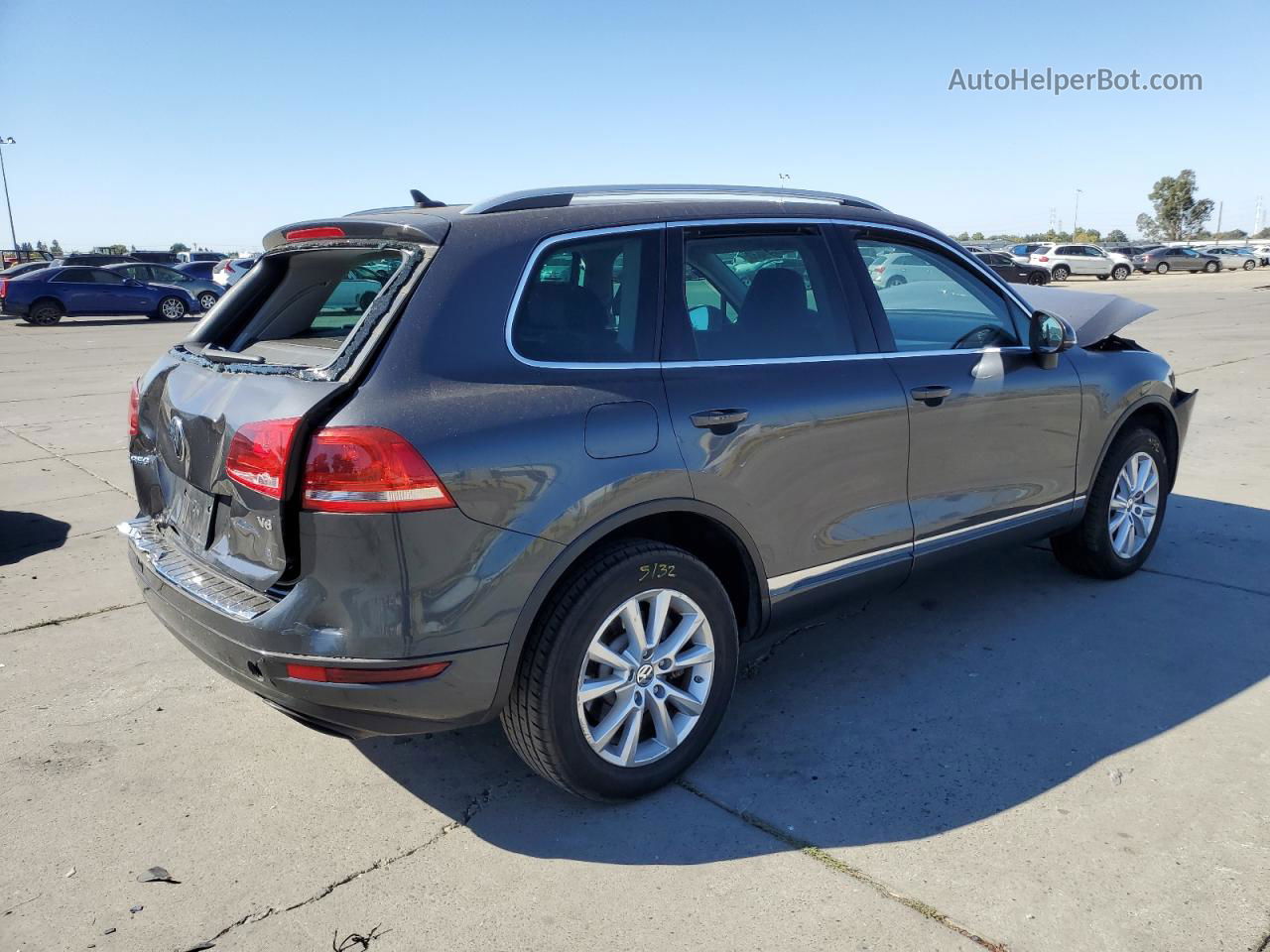 2014 Volkswagen Touareg V6 Gray vin: WVGEF9BP9ED012307