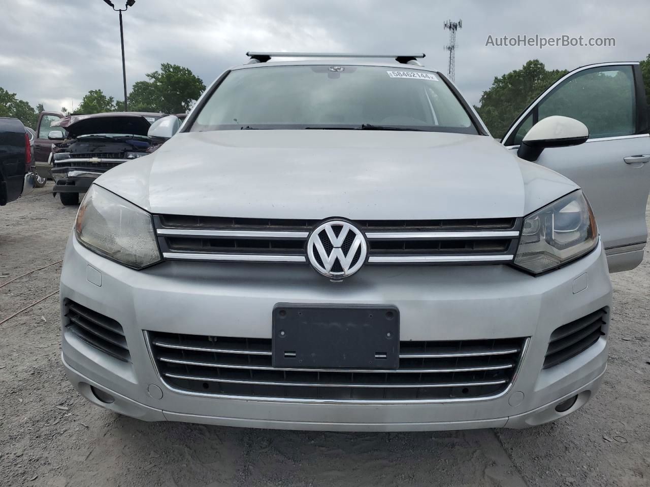 2012 Volkswagen Touareg V6 Silver vin: WVGEF9BPXCD011311