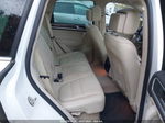 2012 Volkswagen Touareg Lux Белый vin: WVGEK9BP2CD007880