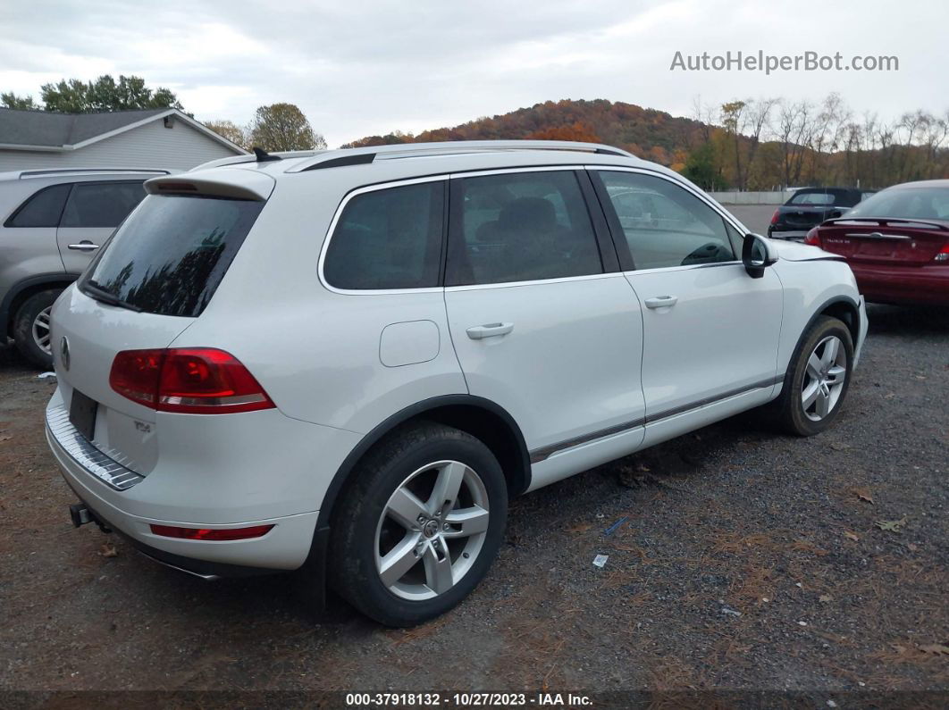 2012 Volkswagen Touareg Lux Белый vin: WVGEK9BP2CD007880