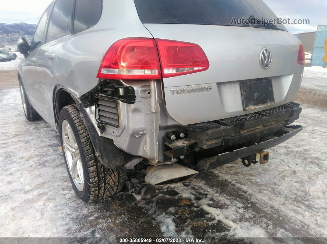 2012 Volkswagen Touareg Lux Silver vin: WVGEK9BP5CD005671