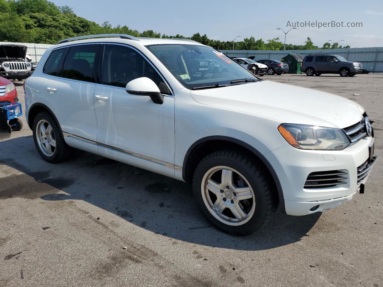 2013 Volkswagen Touareg V6 Tdi White vin: WVGEP9BP0DD003801