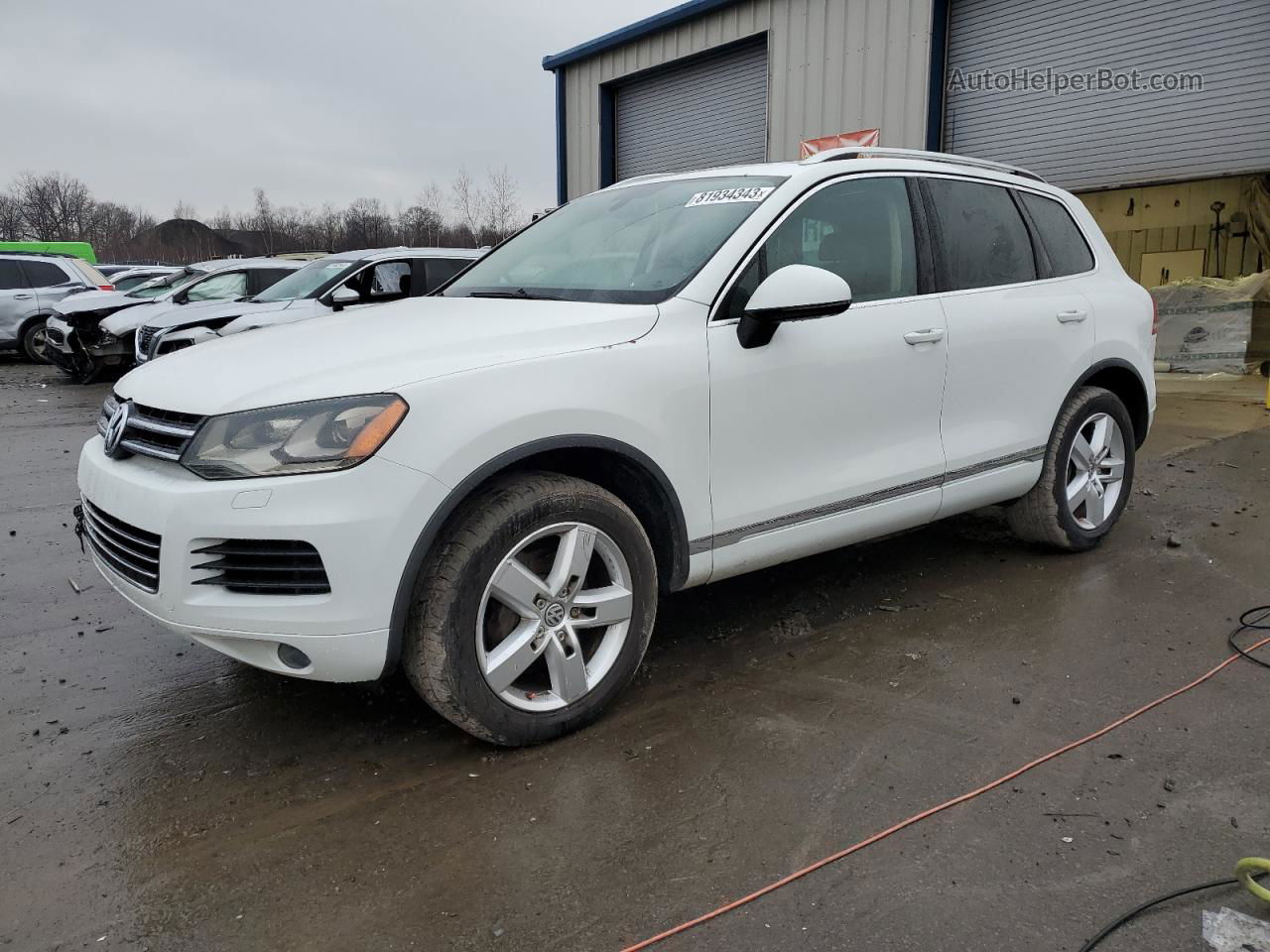 2013 Volkswagen Touareg V6 Tdi White vin: WVGEP9BP1DD002706