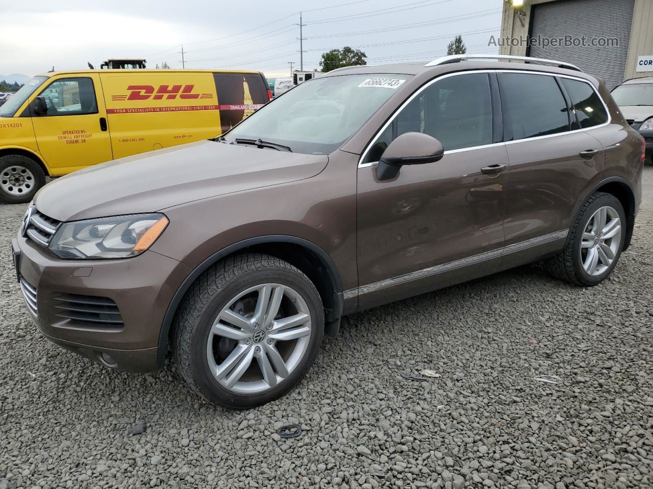 2014 Volkswagen Touareg V6 Tdi Brown vin: WVGEP9BP2ED006765