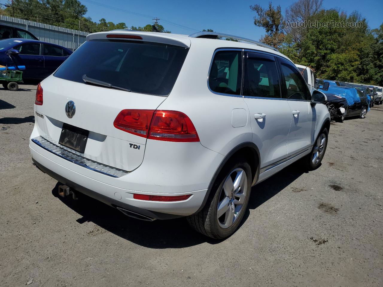 2014 Volkswagen Touareg V6 Tdi White vin: WVGEP9BP3ED005270