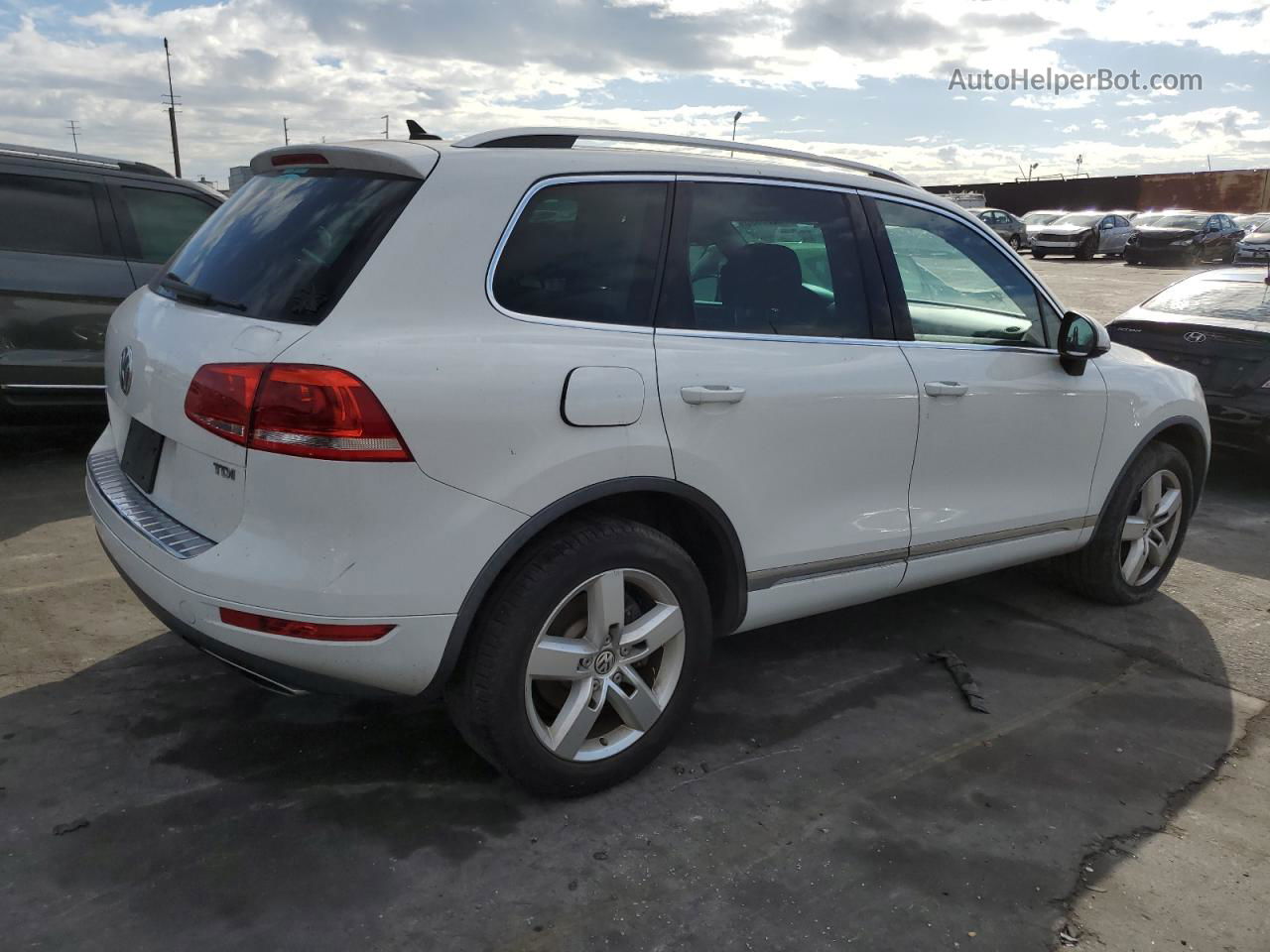 2013 Volkswagen Touareg V6 Tdi White vin: WVGEP9BP4DD006331