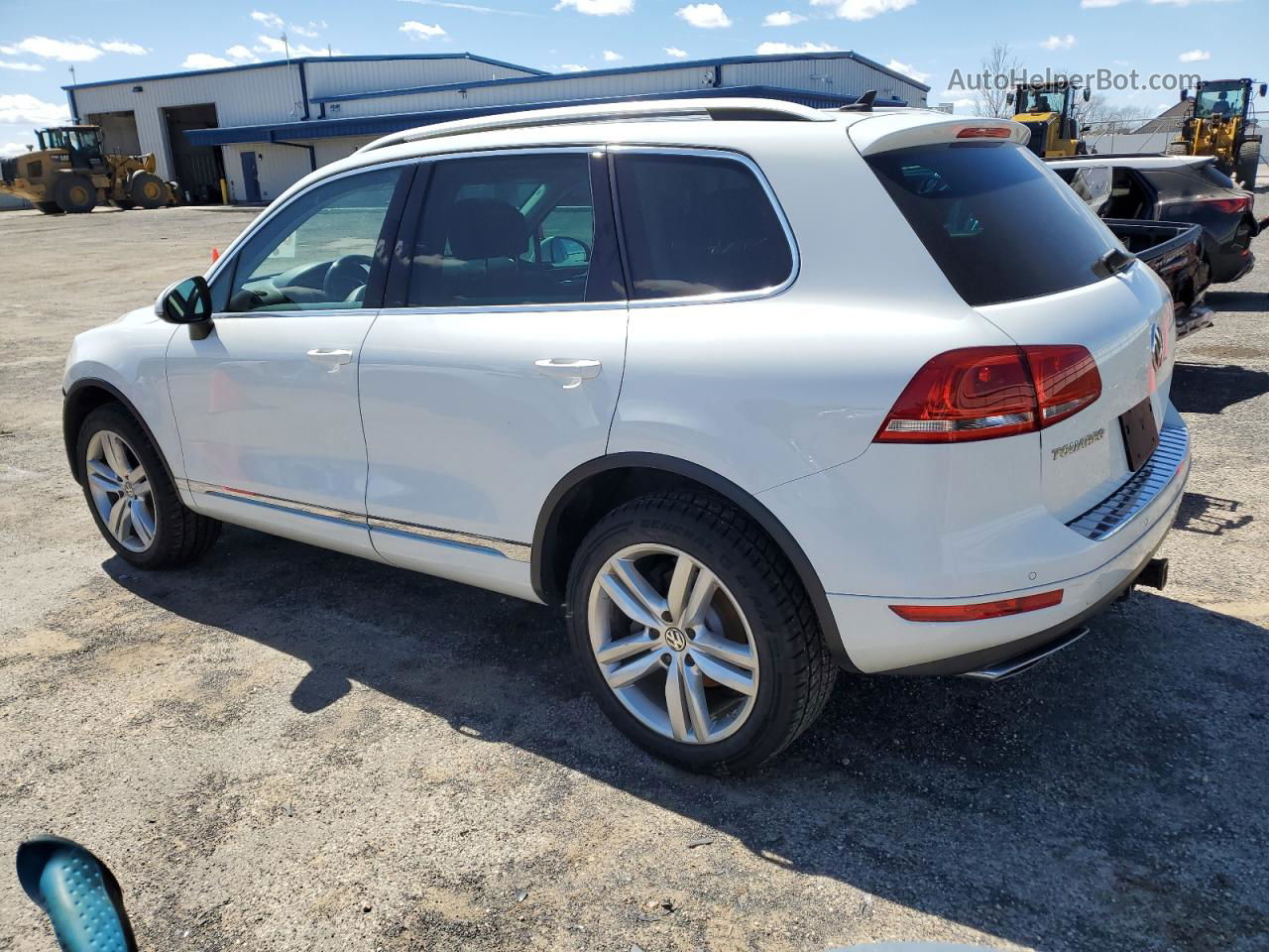 2013 Volkswagen Touareg V6 Tdi White vin: WVGEP9BP5DD003762