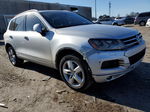 2013 Volkswagen Touareg V6 Tdi Silver vin: WVGEP9BP5DD004572