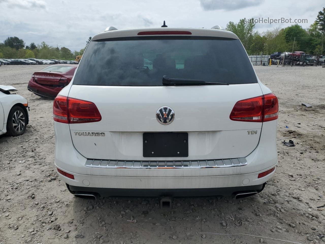 2013 Volkswagen Touareg V6 Tdi Белый vin: WVGEP9BP7DD003097