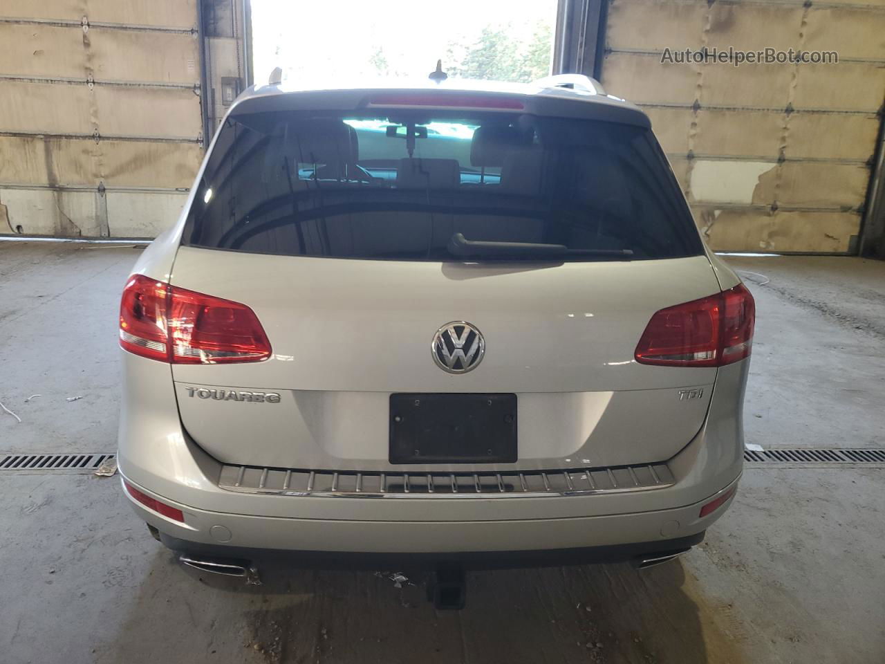 2013 Volkswagen Touareg V6 Tdi Серебряный vin: WVGEP9BP8DD003755