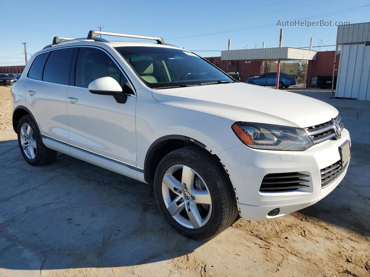 2013 Volkswagen Touareg V6 Tdi White vin: WVGEP9BP8DD010317