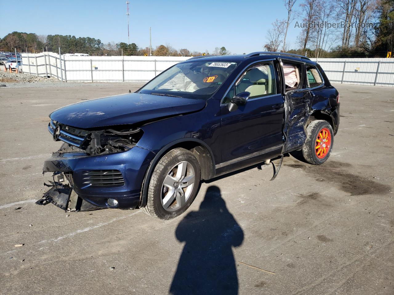 2013 Volkswagen Touareg V6 Tdi Blue vin: WVGEP9BPXDD011842