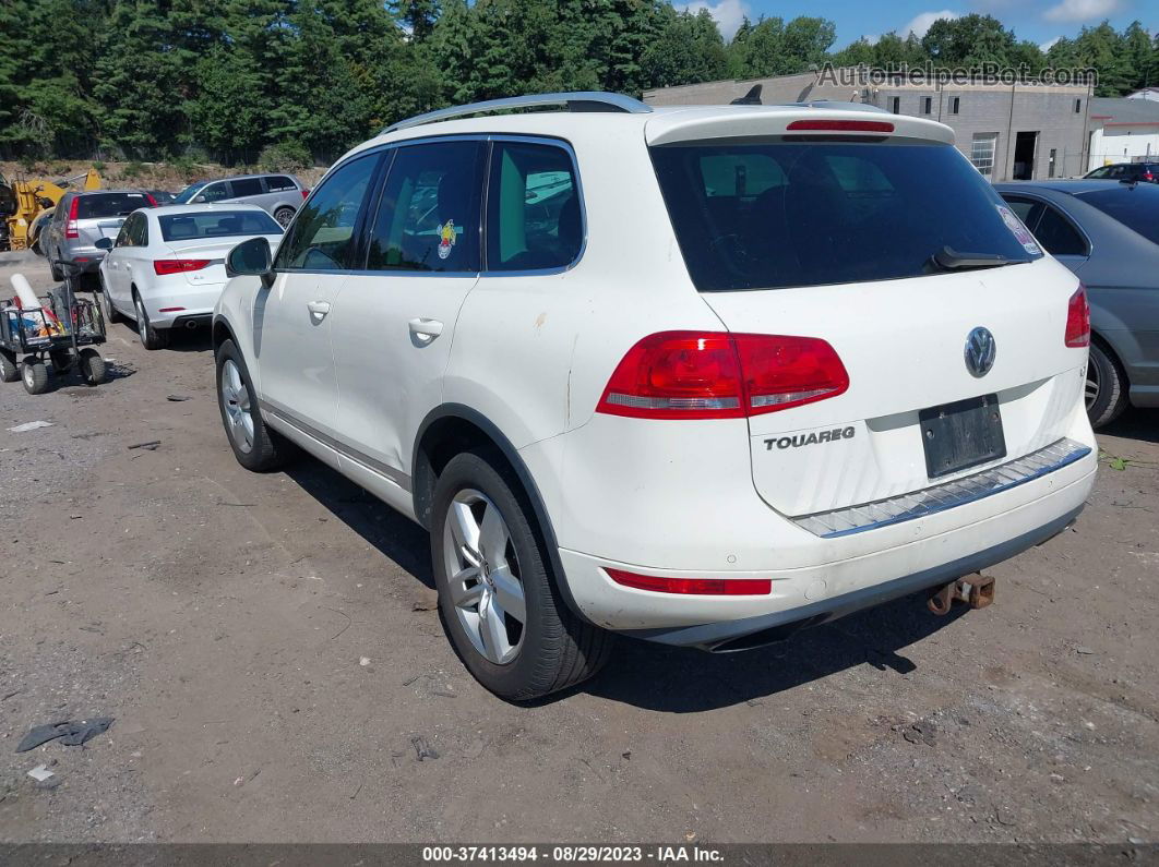 2012 Volkswagen Touareg Lux Белый vin: WVGFF9BP1CD001061