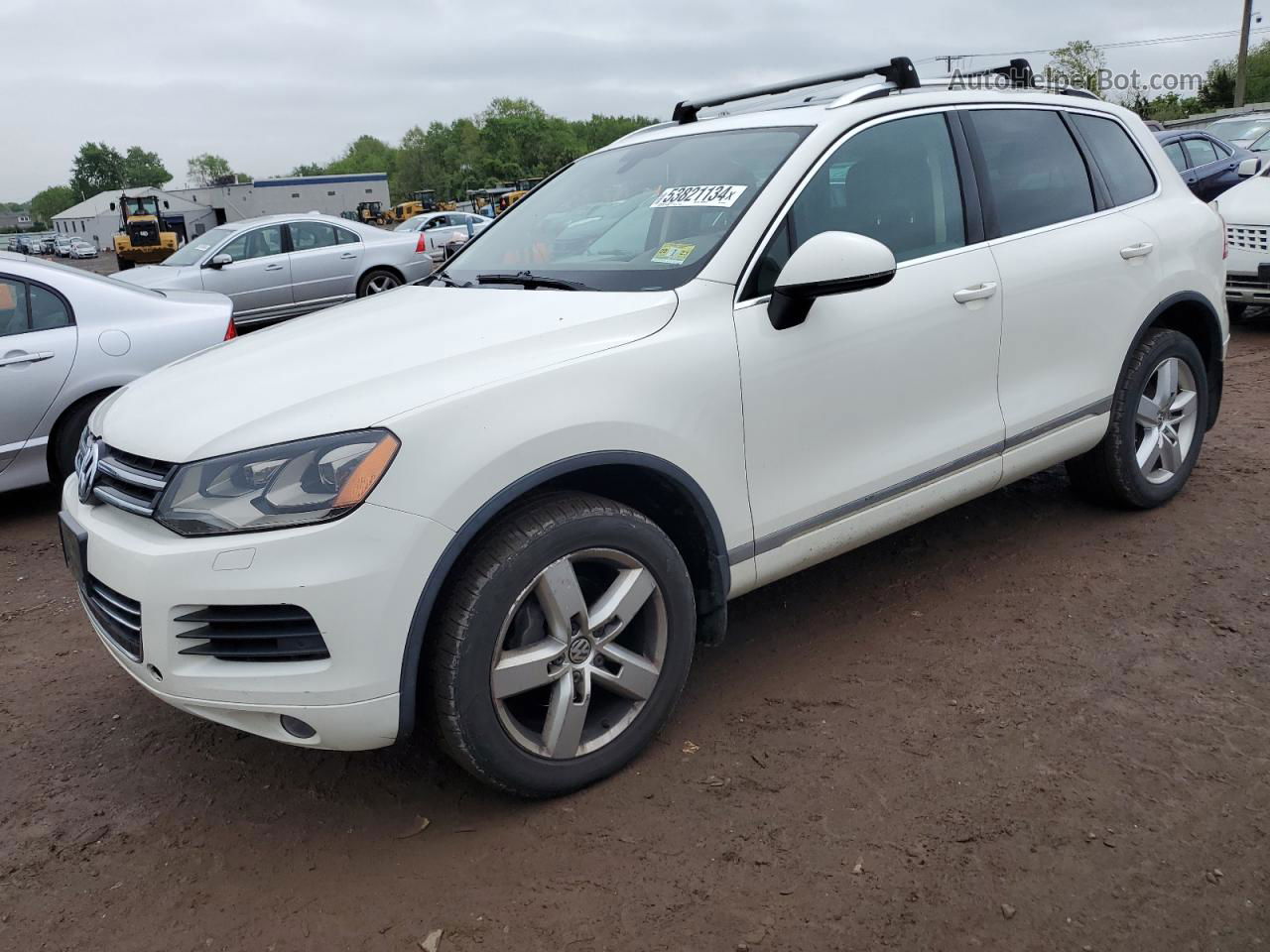 2012 Volkswagen Touareg V6 White vin: WVGFF9BP1CD002209